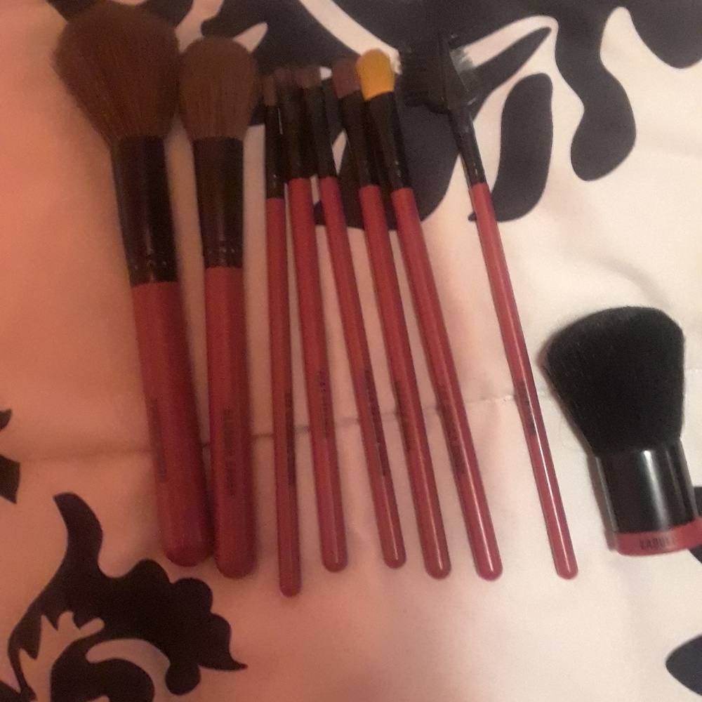 Make up brush set
